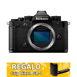 Nikon Zf + 40mm f2