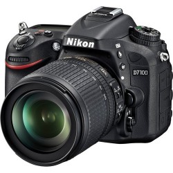 Nikon D 7100 + 18-105 mm f/3.5-5.6 G ED VR DX