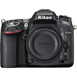 Nikon D7100 + 18-55mm AFP